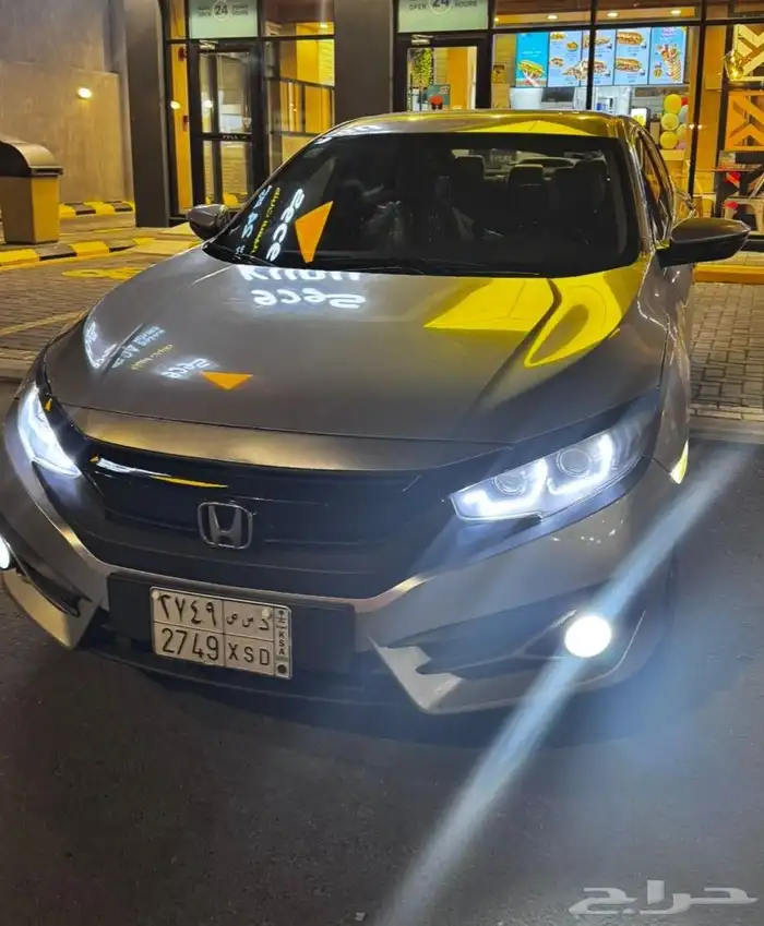 هوندا سيفيك 2018 نص فل ممشي السياره 200 الف قير اوتاميتك مجد 1