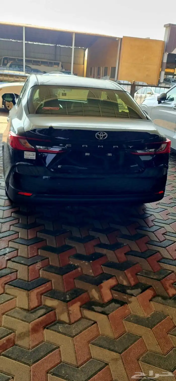 تويوتا كامري 2025بنزينE 3