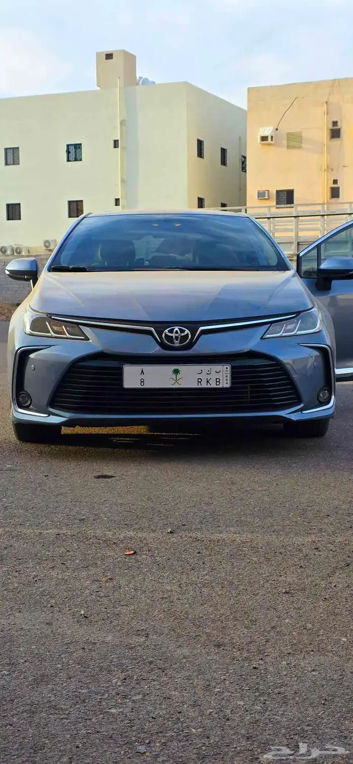 لوحة مميزة بكر رقم فردي . ب ك ر 8 1