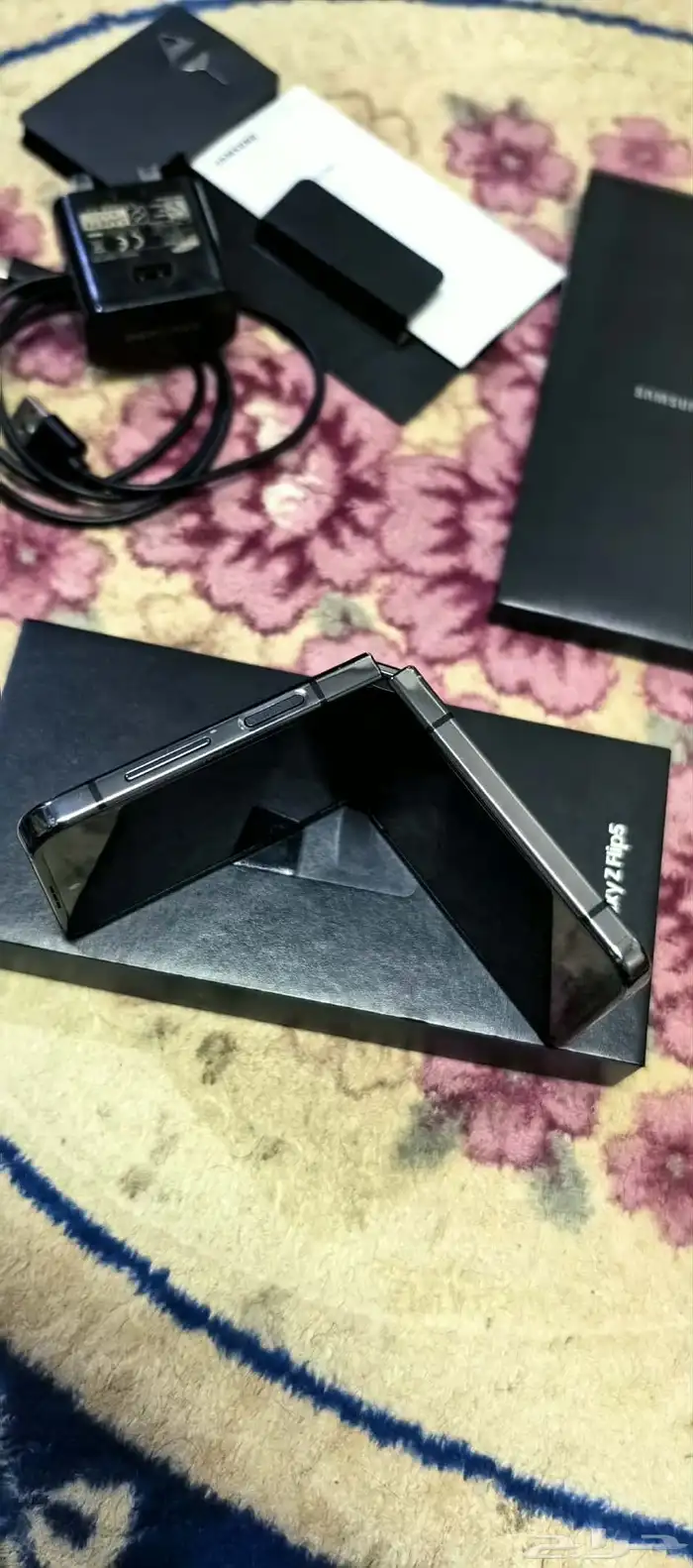 Galaxy Z Flip5 4