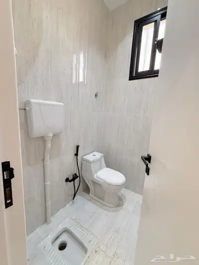 للبيع روف علوي مع ملحق تشطيبات فاخره مقابل نادي ضمك index