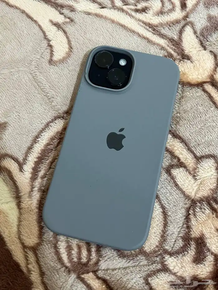 ايفون 15 غير مفكوك 4