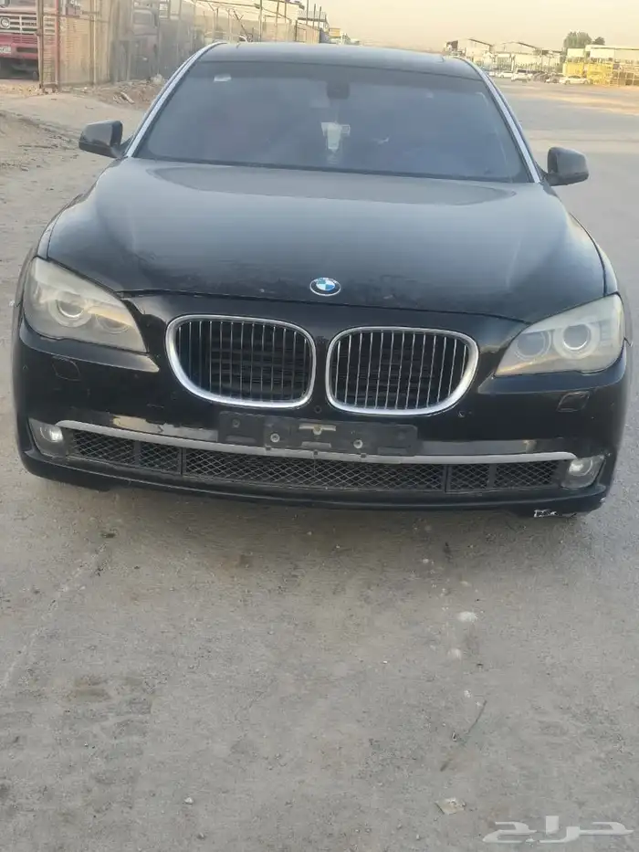 بي ام دبليو تشليح قطع غيار موديل 2012 حجم 740 1