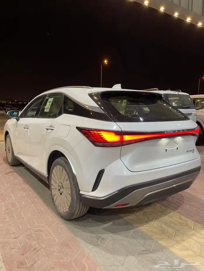 لكزس RX 350 BB بنزين 2025 8