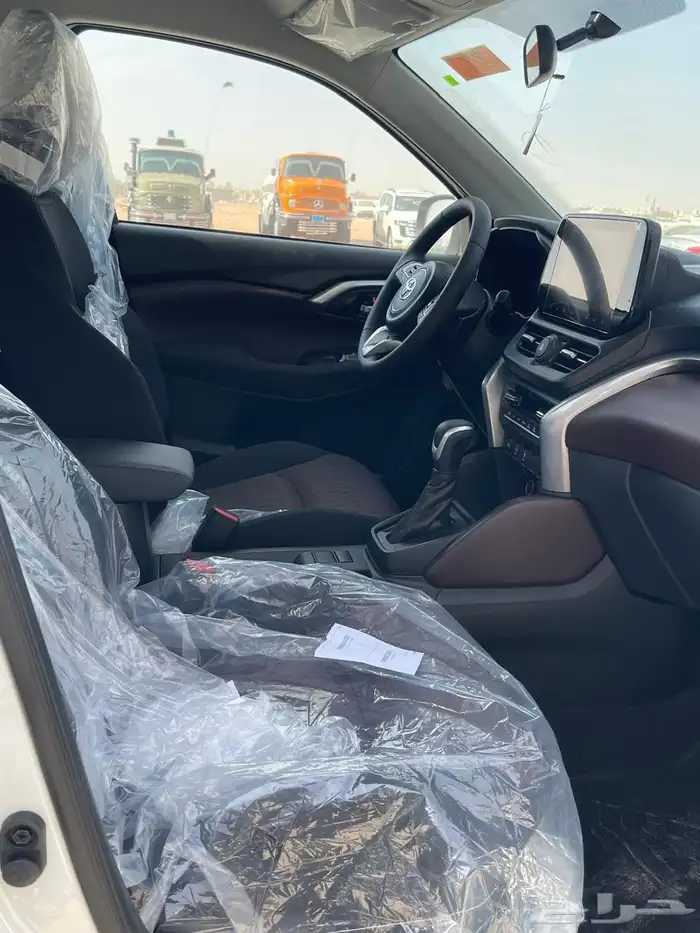 تويوتا اوربان كروز استاندر GL -2026 -GLX 2026 3