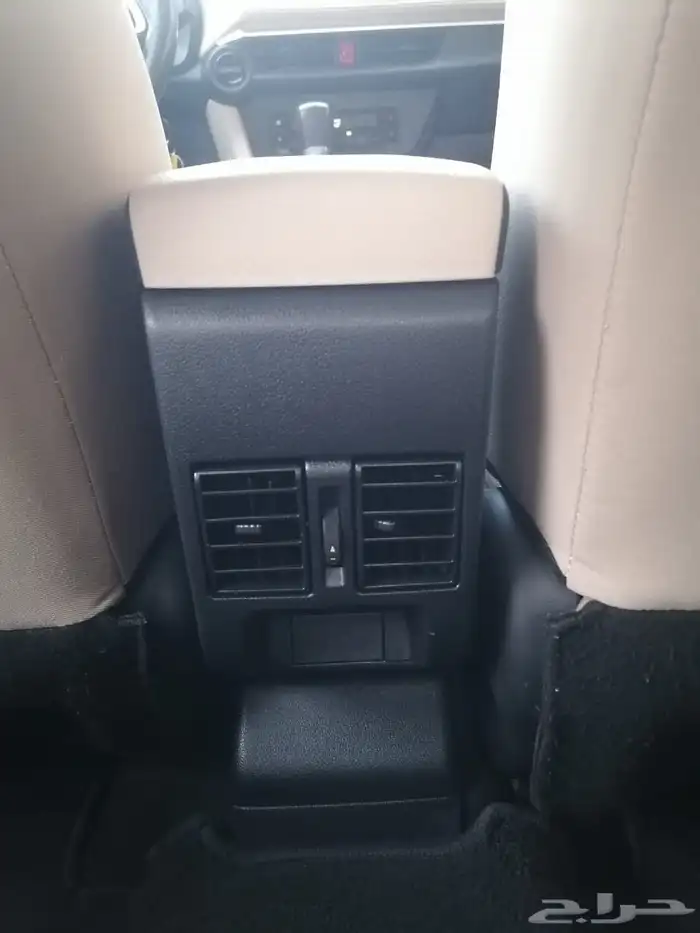 للبيغ تويوتا يارس الموديل 2023 بحالة ممتازة جدا 24