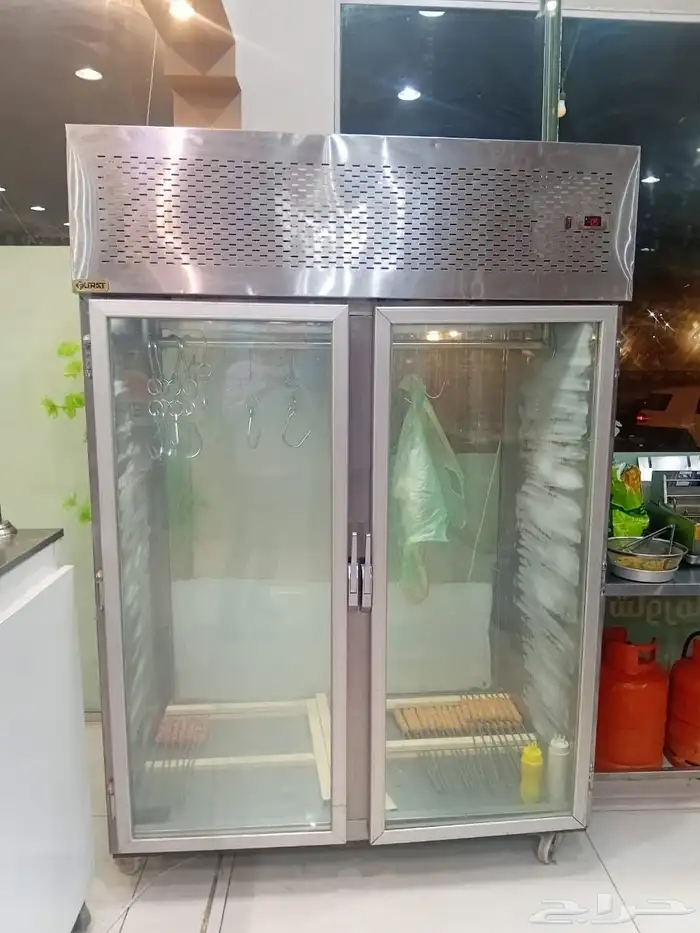 مطعم للتقبيل او الايجار موقع بحي النهضه مقابل حديقه النخيلان 8