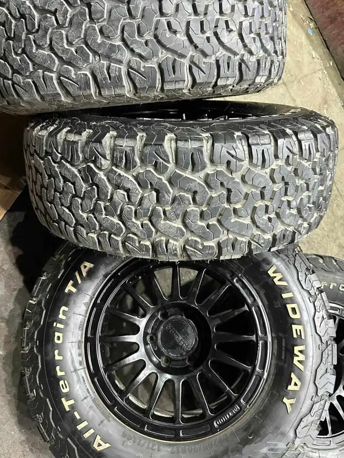 جنوط ميثود 6 مسمار مع كفرات نص حجري ودواي مقاس 17 5