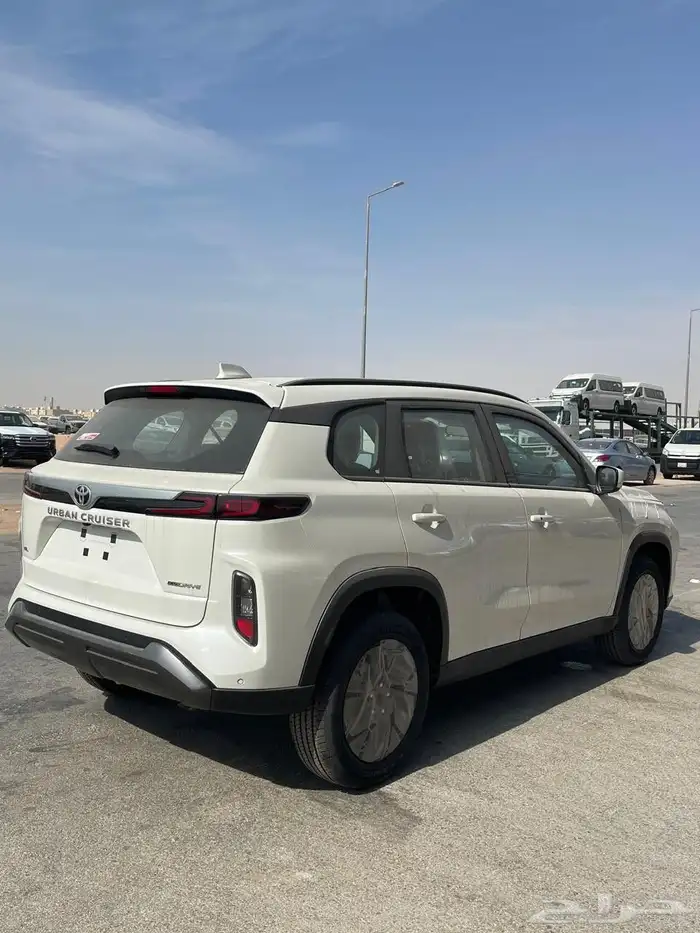 تويوتا اوربان كروز استاندر GL -2026 -GLX 2026 7