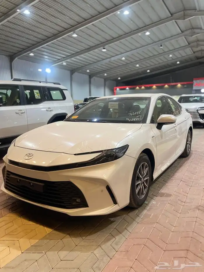 كامري 2025 E ابيض استاندر مطور   عرض خاص اقل سعر فالسوق بطاق 0