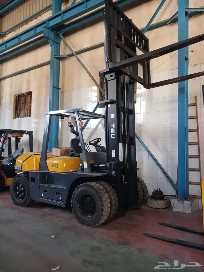 رافعات شوكيه للايجار فركلفت 3