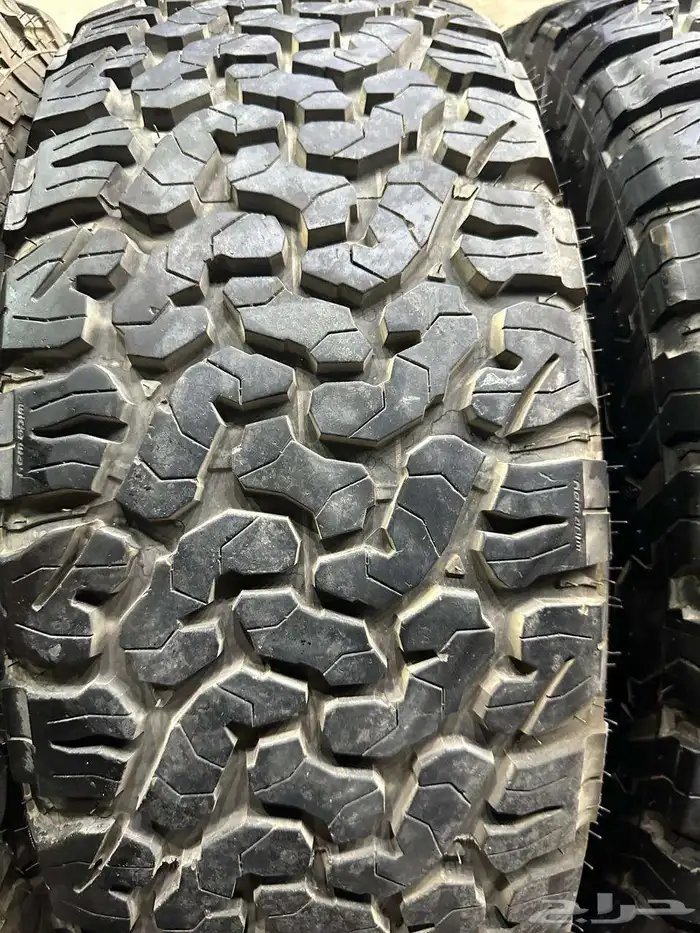 جنوط ميثود 6 مسمار مع كفرات نص حجري ودواي مقاس 17 7