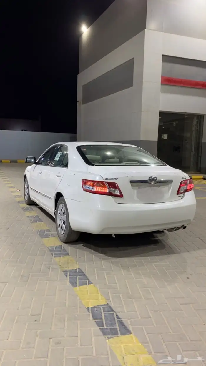 للبيع كامري 2011 2