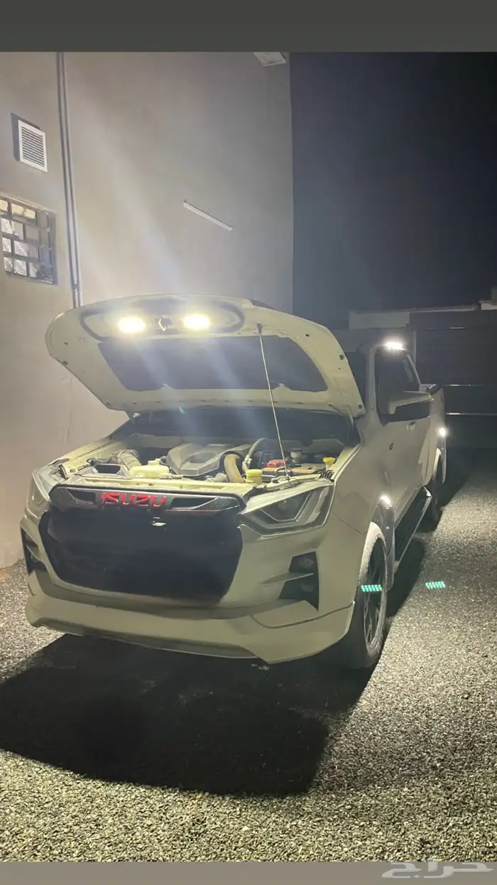 ايسوزو ديماكس دبل ديزل 18