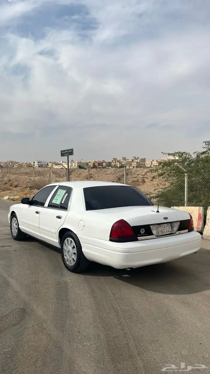 فورد بوليسي 2008 1