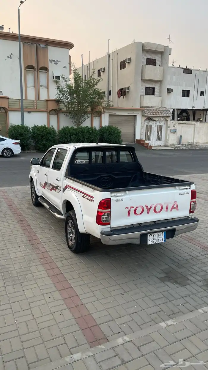 هايلكس 2012 28