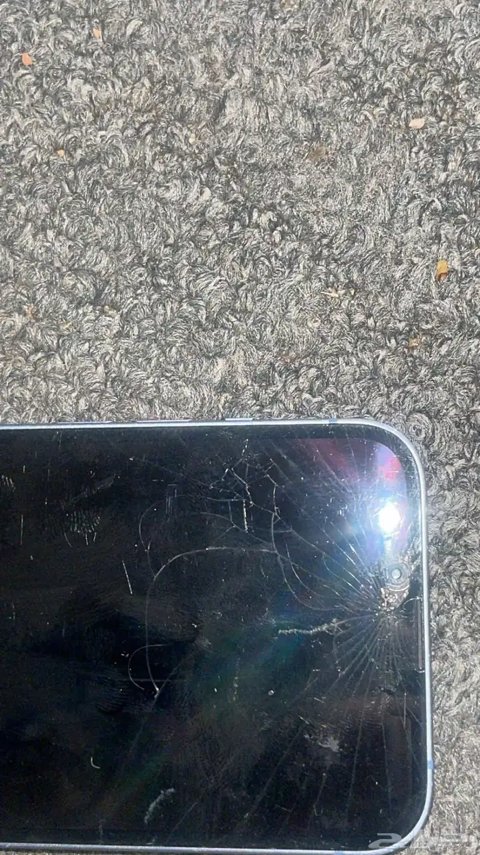 سلام عليكم أعراض لكم ايفون 14 عادي ماهو مفكوك البطاريه 78 2