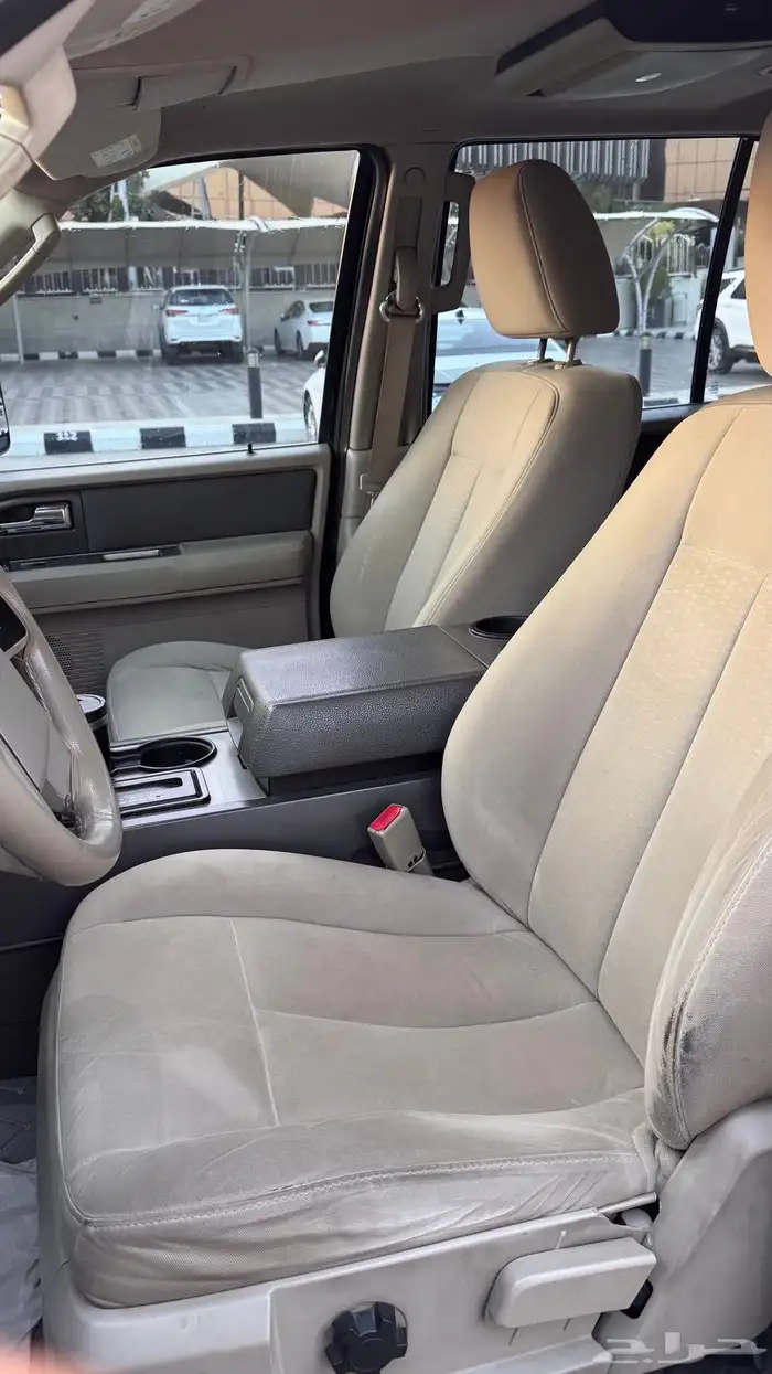 فورد اكسبيدشن 2014 10