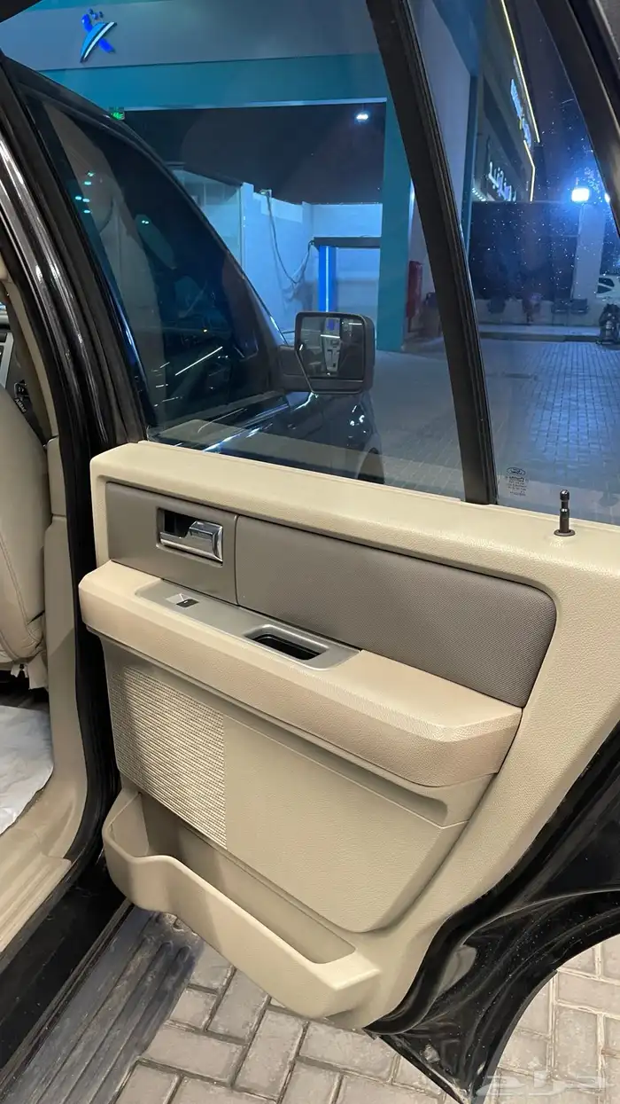 فورد اكسبديشن 14