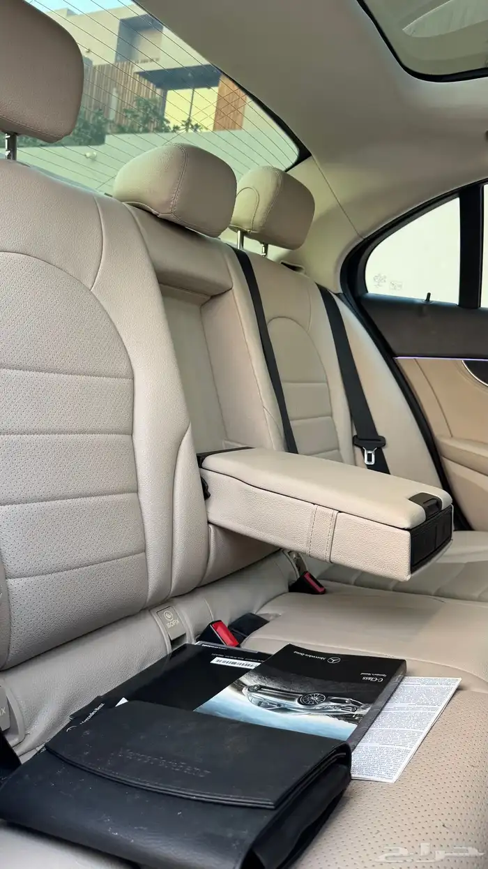 مرسيدس c نظيفة 18