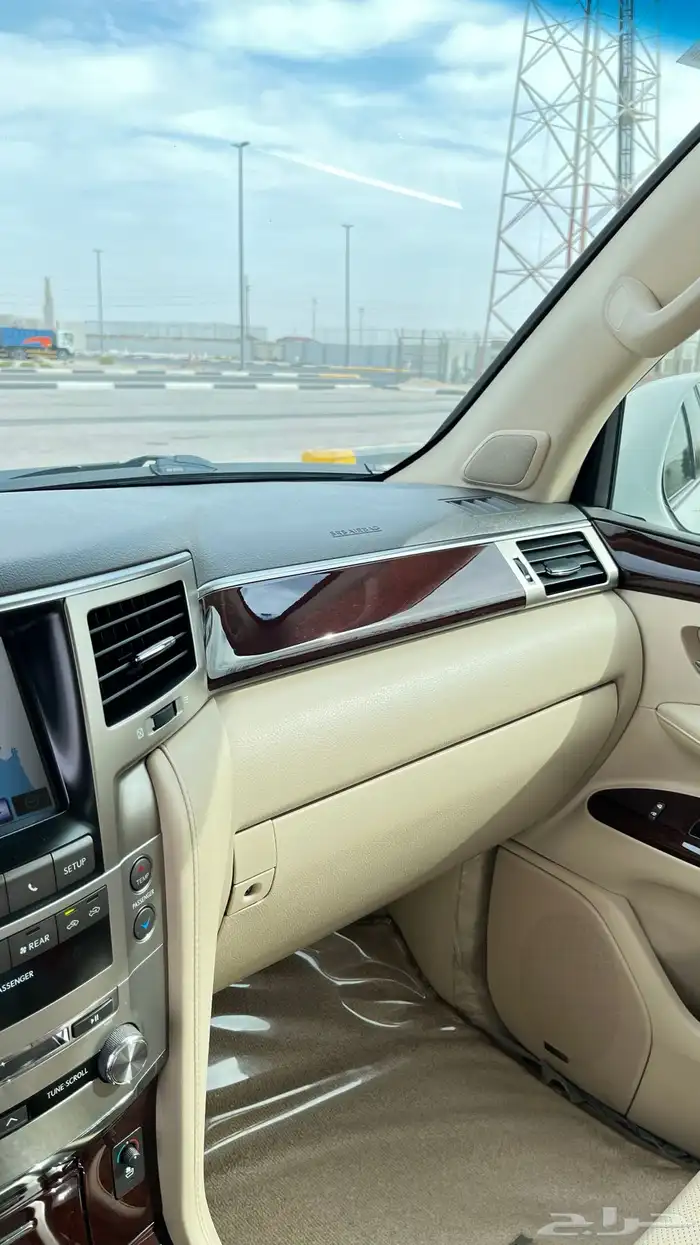 جيب لكزس 2014 13