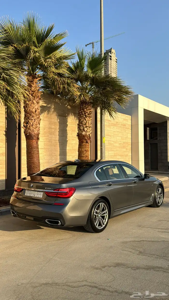 للبيع بي ام دبليو Li730 بحالة الوكالة 2