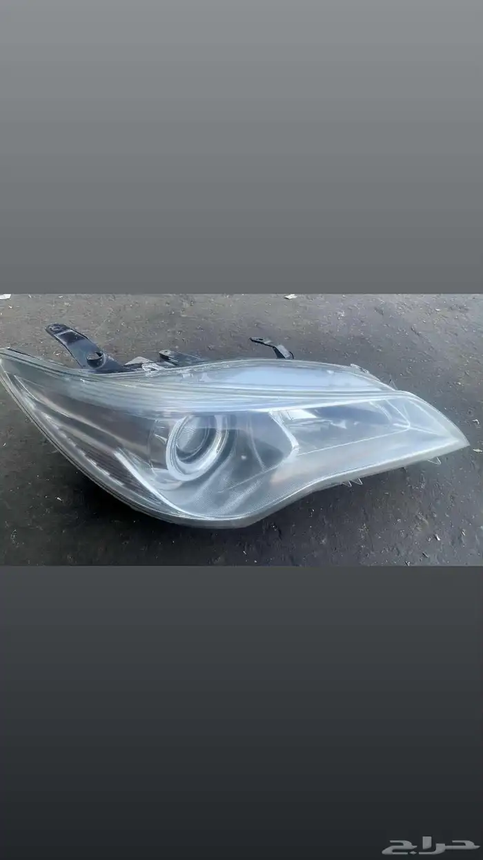 للبيع شمعه كامري 2016 2017 الجهه اليمين 0