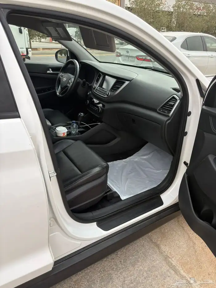 للبيع توسان 2017 ديزل عادي 5