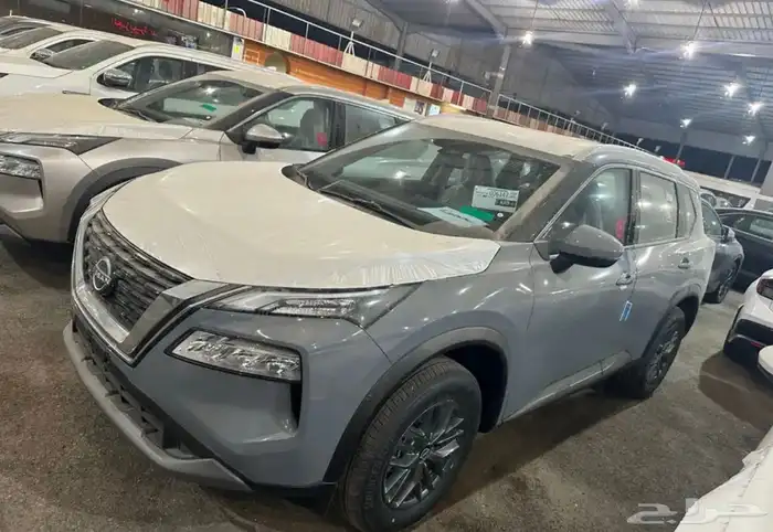 نيسان اكس تريل استندر 5 راكب و7 راكب موديل 2026 3