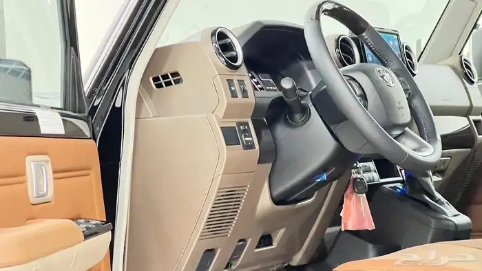 تويوتا ربع غمارتين 2025 V6 فل كامل بنزين سعودي تماتيك 6