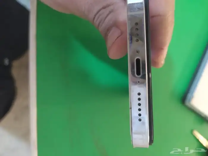 ايفون 13 برو ماكس 128 4