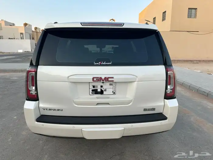 يوكن 2015 SLT اعلئ فئة وكالة 8