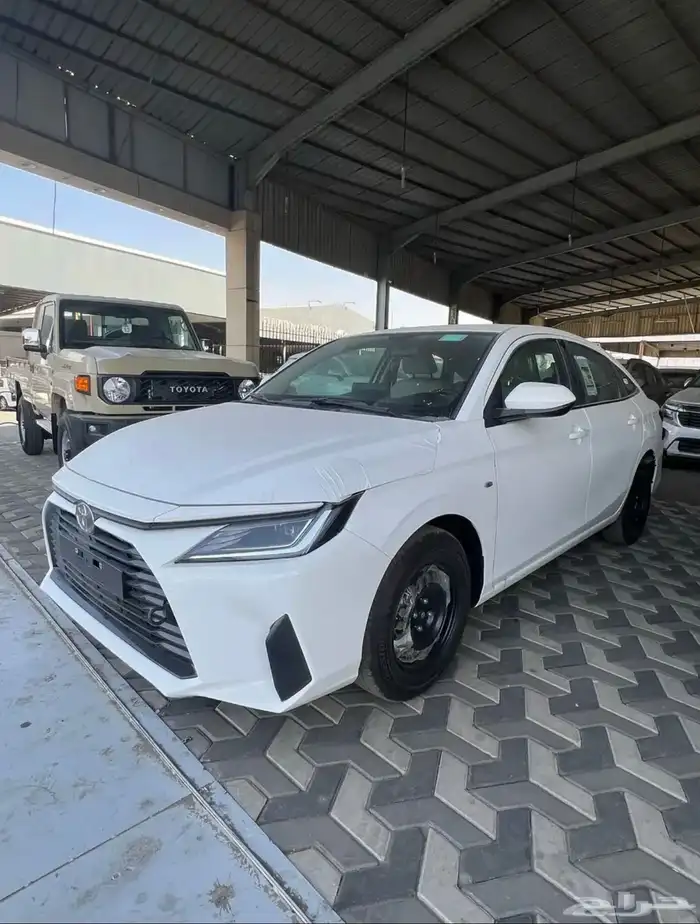 تويوتا يارس 2026 Y مكينه 1500 بريمي بالنقد التقسيط 2