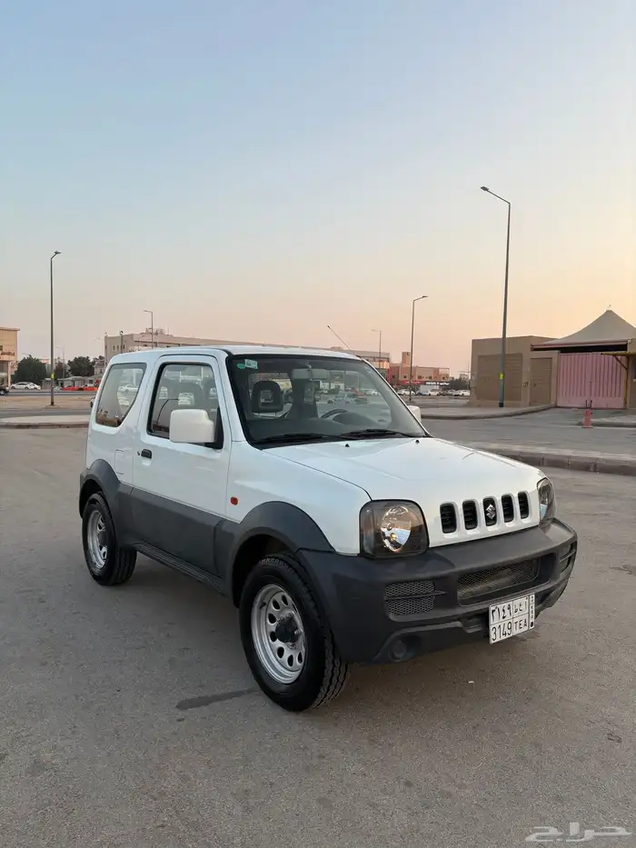 جيب سزوكي جمني 2009 عداد قليل 1