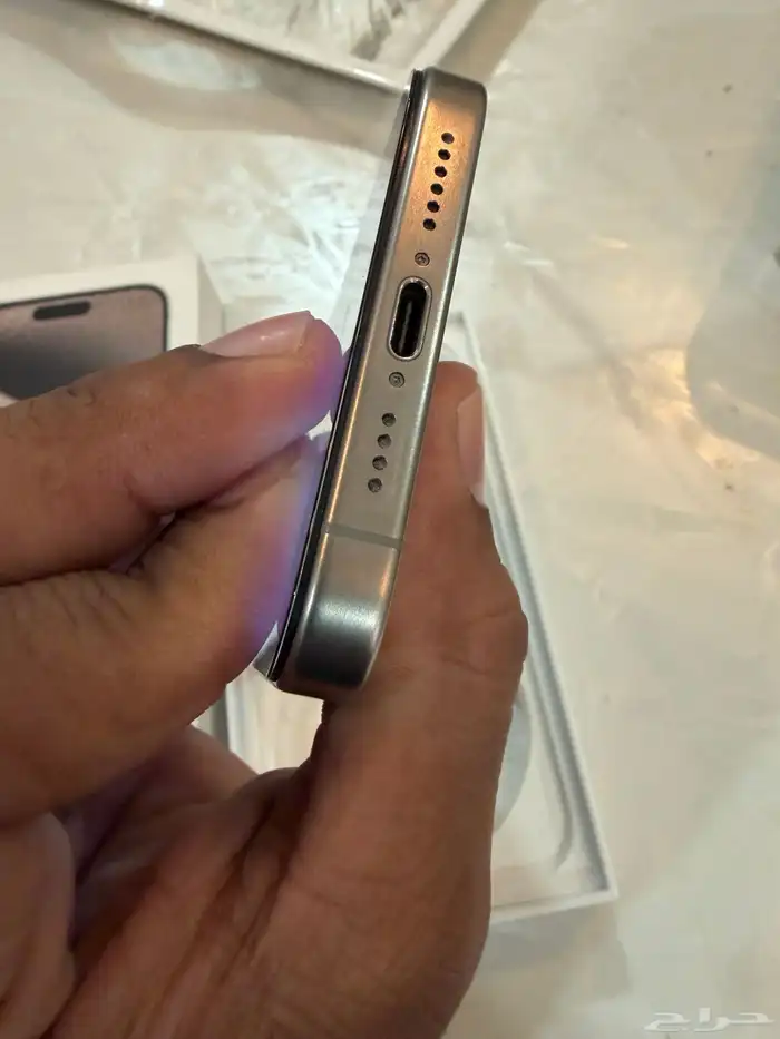 ايفو 15 برو ماكس 256 جيجا مغير شاشه 7