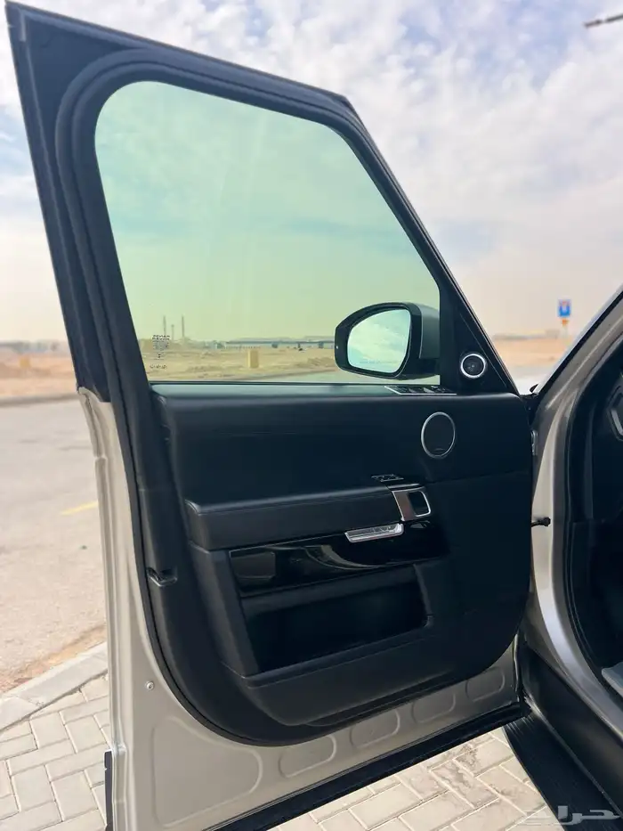 رنج روفر فوج اس اي 14