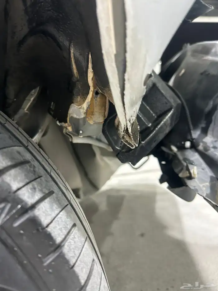 تويتا يارس 2023 مصدوم خفيف 23