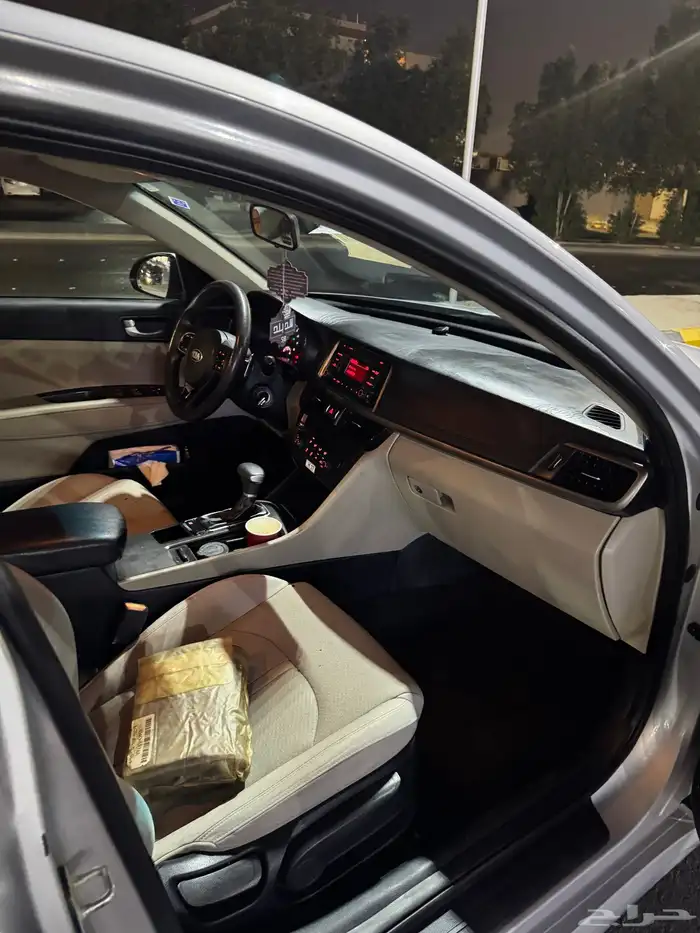 كيا اوبتيما 18 للبيع 24