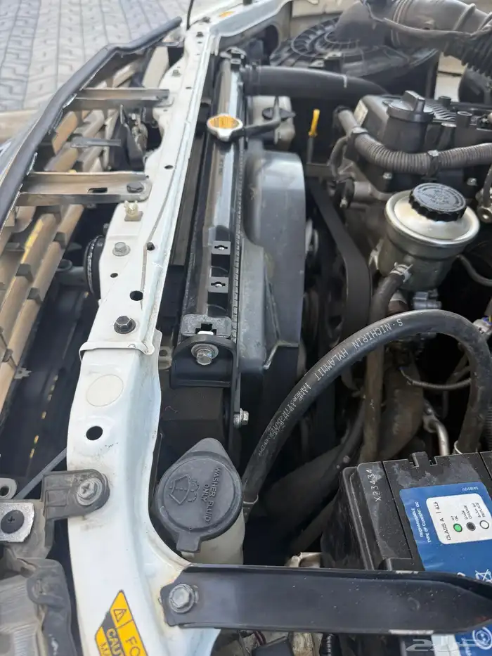 هايلكس 2015 GLX فل كامل عبدالطيف جميل 27