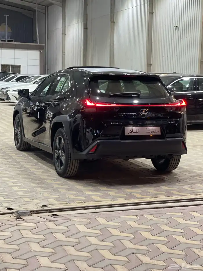 لكزس Ux300h سعودي كاش اقساط 2