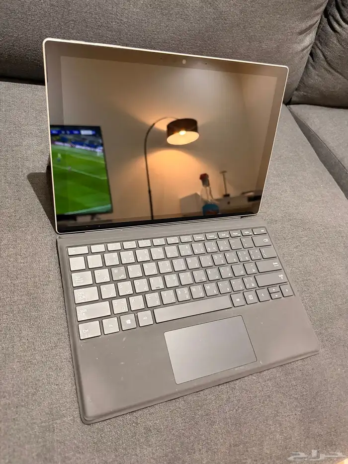 Surface Pro 7  i5   RAM 8GB   SSD 128GB 4