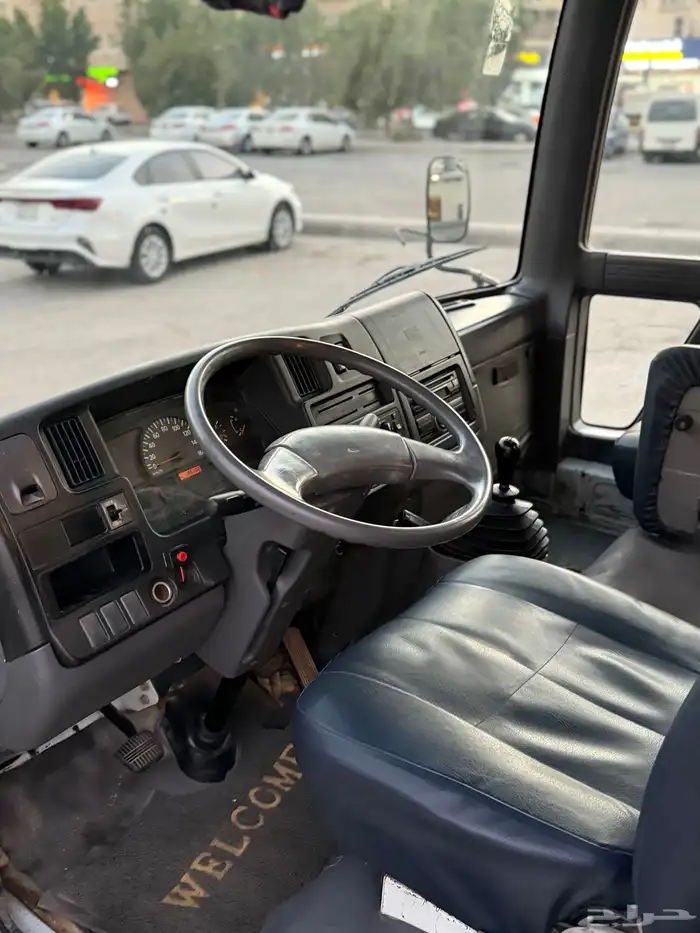 باص نيسان سيفيليان 2014 ديزل نضيف 11