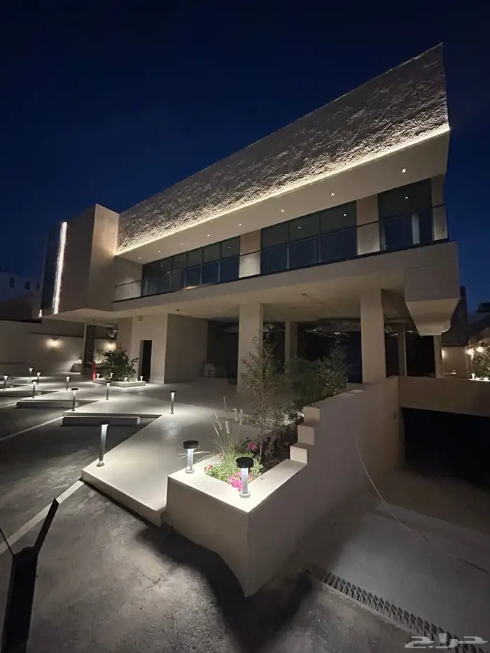 مكتب للإيجار في حي النرجس شمال مدينة الرياض 12