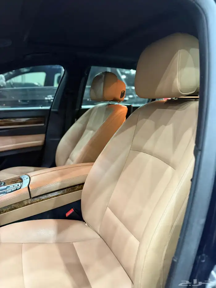 بي ام دبليو - 2015 - 740 - فل كامل 8