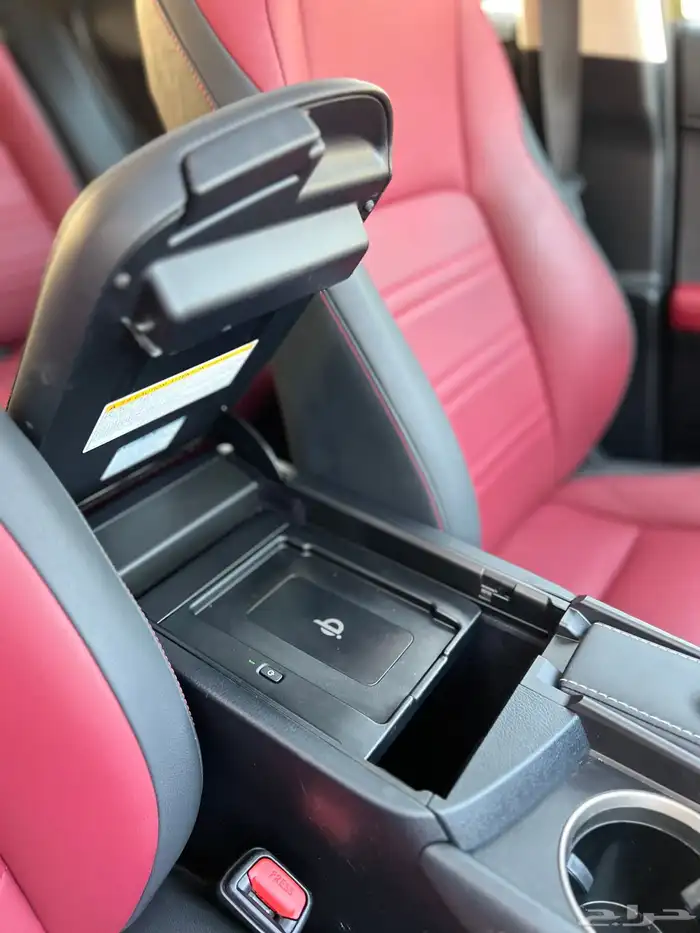 لكزس NX300 قمة النظافة 2020 ممشى قليل بحالة الوكالة 42