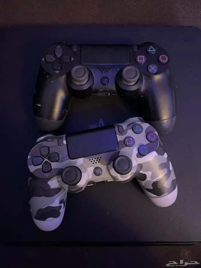 بلاستيشن 4الاصلي يجي معه شريط قراند 2