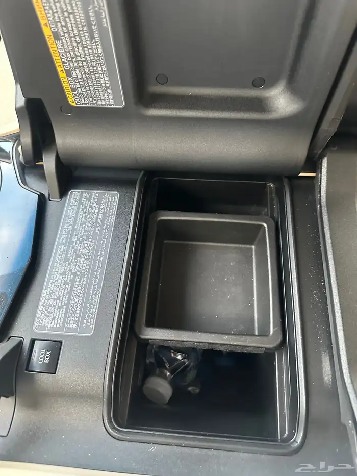 لاندكروزر 2022 ديزل 10