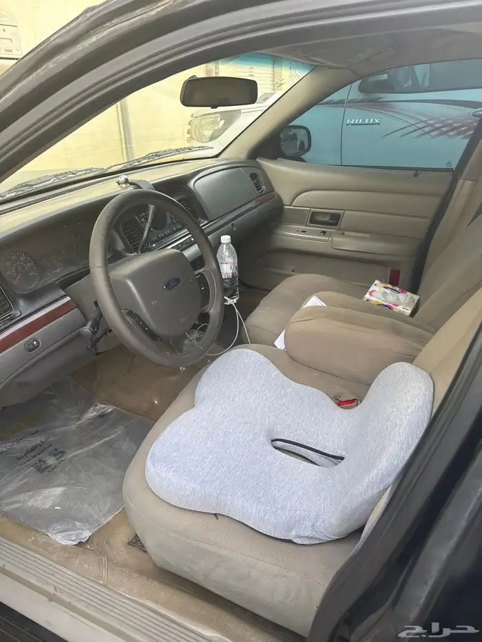 فورد فكتوريا للبيع لاعلى سعر 2