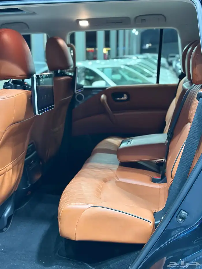 نيسان باترول بلاتينيوم - عداد 65 الف - 2022 25