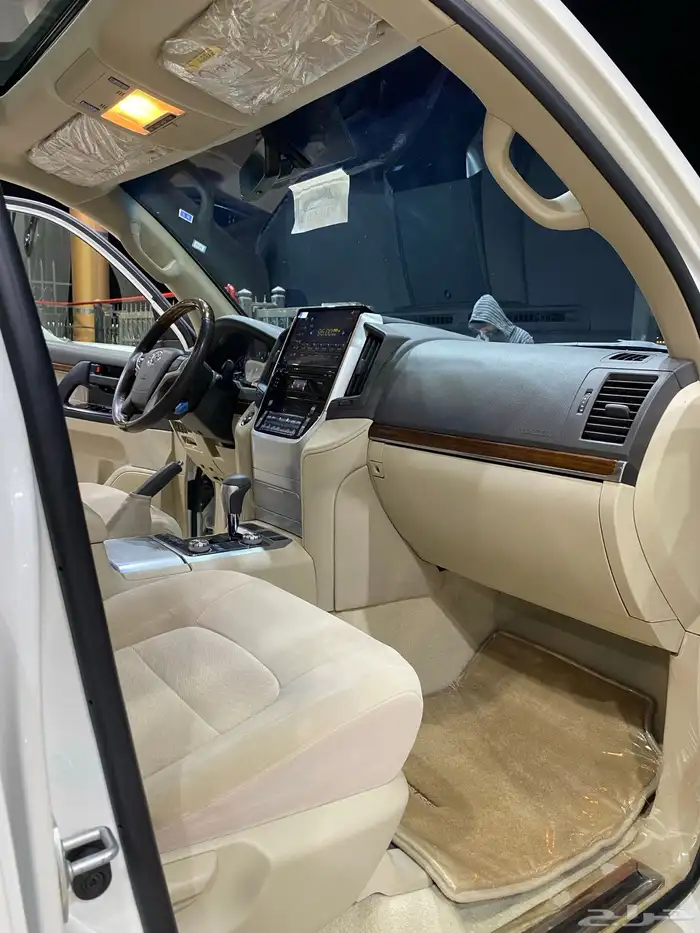 للبيع جيب جي اكس ار 2018 فل كامل عبداللطيف عداد 108 الف 15